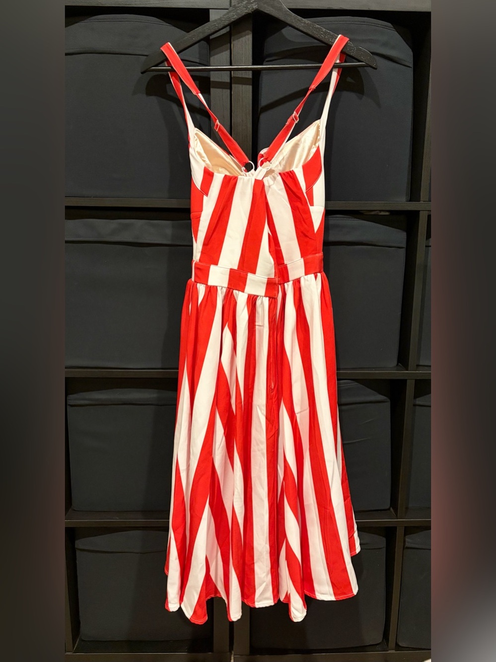 Pinup Couture PUG Renee Dress in Red Mark Stripe SIZE S NWT - Picture 4 of 7
